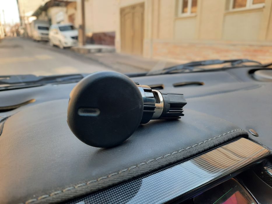 Продам прикуривател от шевроле спарк.состояние отличное.оригинал GM