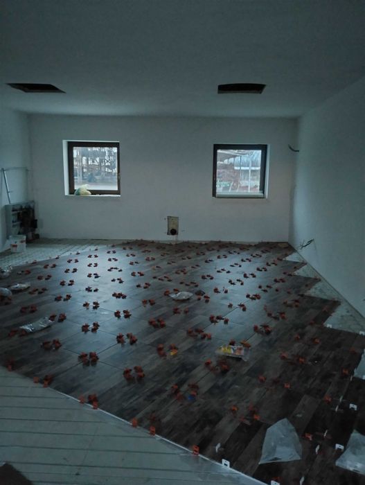 Zugrav/zidar/meseriaș constructii