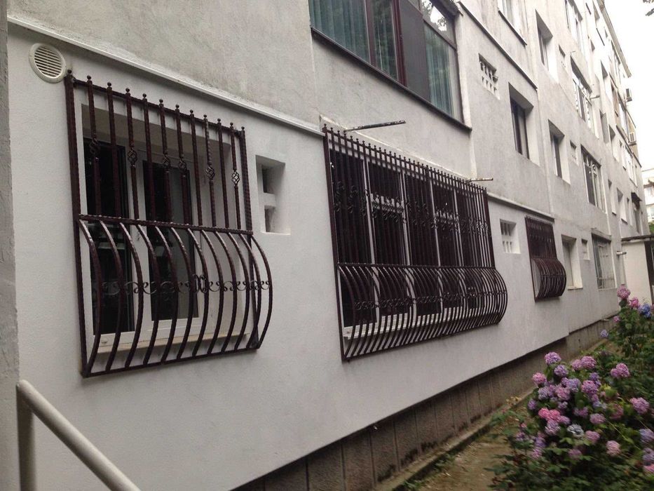 Vand Apartament 2 camere Cina
