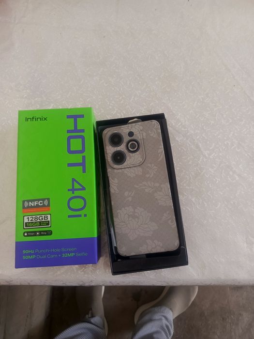 Tel idyal aybi yoq radnoy pul zarur boʻlgani sababli sotilvoti 900000