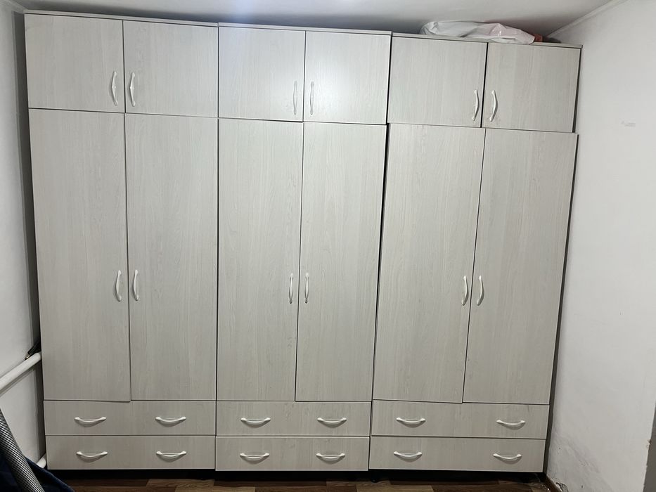 Шкаф белый 3 метра