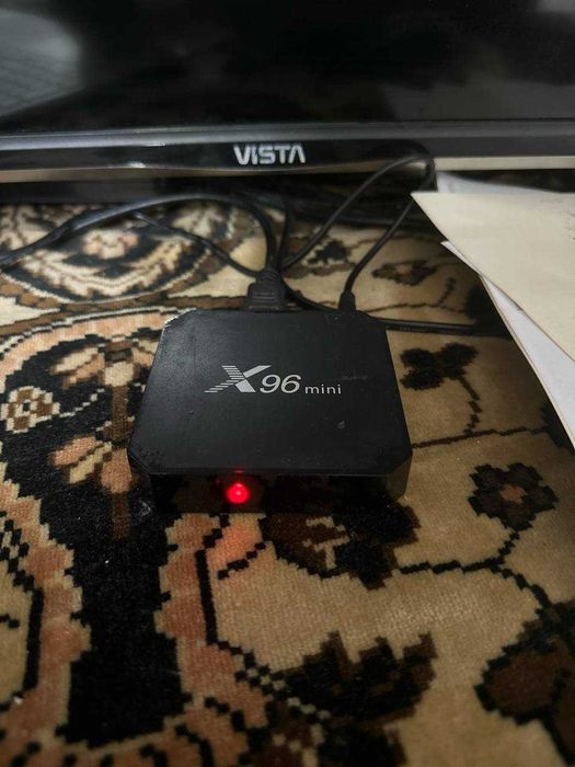 Телевизор VISTA 40 дюймовый + X96 mini Приставка.