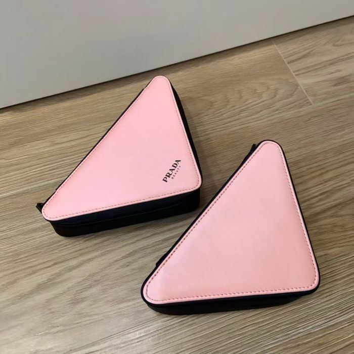 В наличии! Косметички