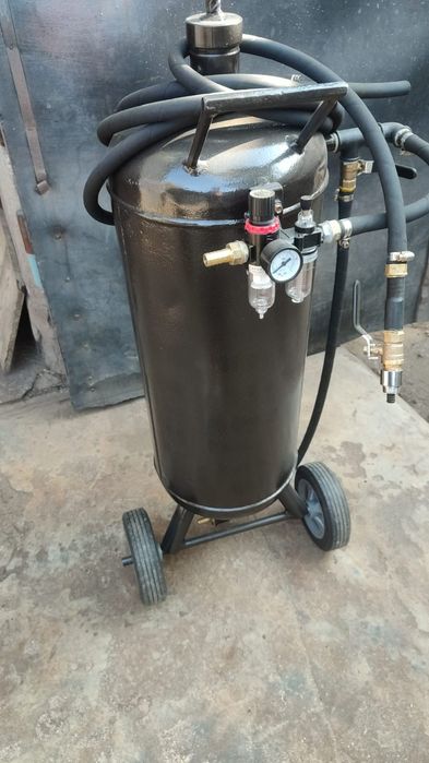 Пескоструй. Пескоструйный аппарат.