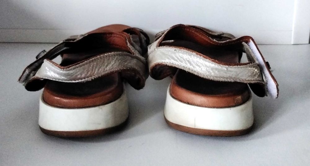 Детские сандалии для девочки