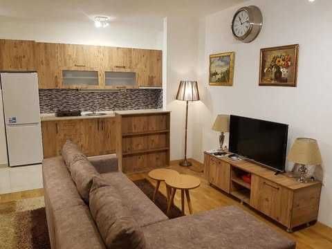 Гарсониера в кв.Западен парк