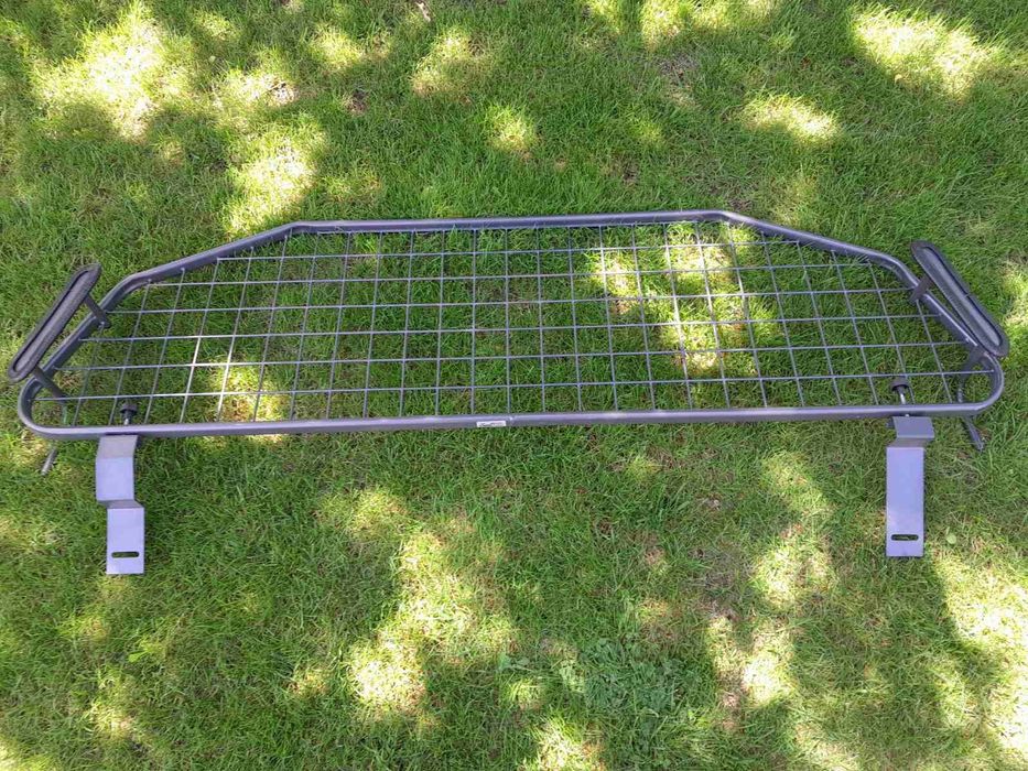 Метална преграда(кучкарник)  за Vw Golf 4 комби