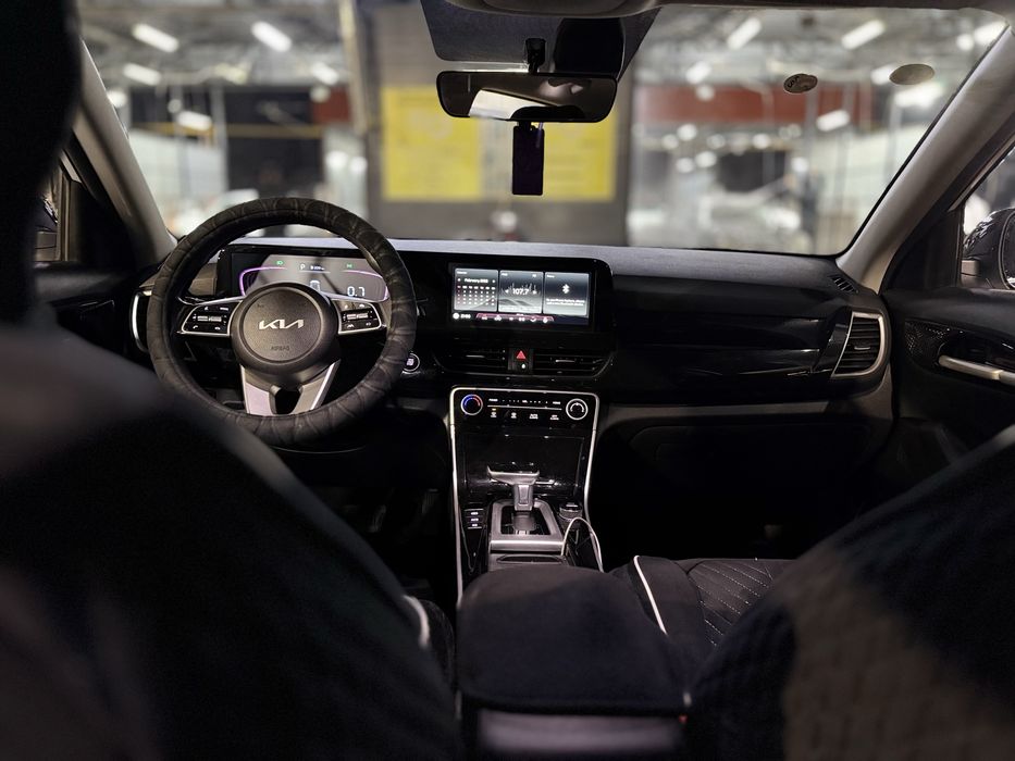 Продам машину кия