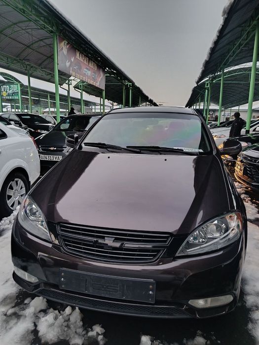 Продается жентра Автомат в хорошем состоянии. С люком.