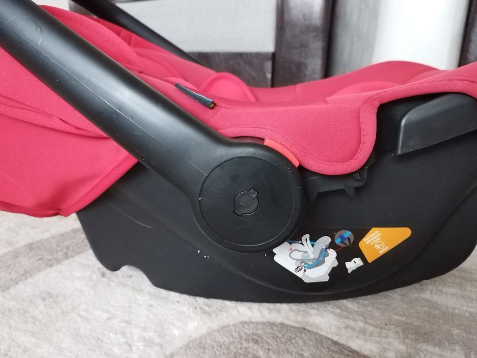 Scoica auto bebeluș