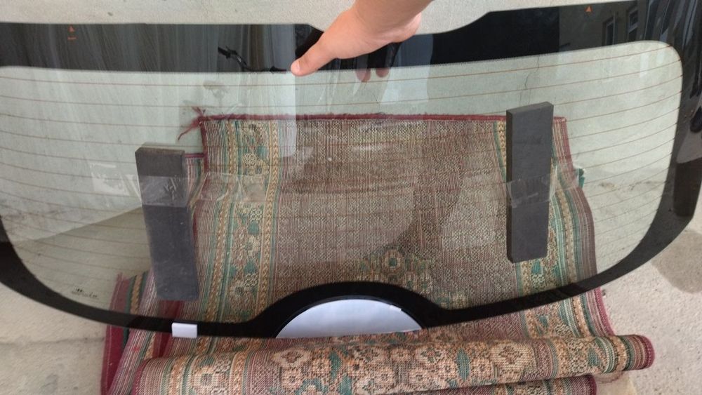 Tucson Nx4 2021 yil orqa labavoy oyna