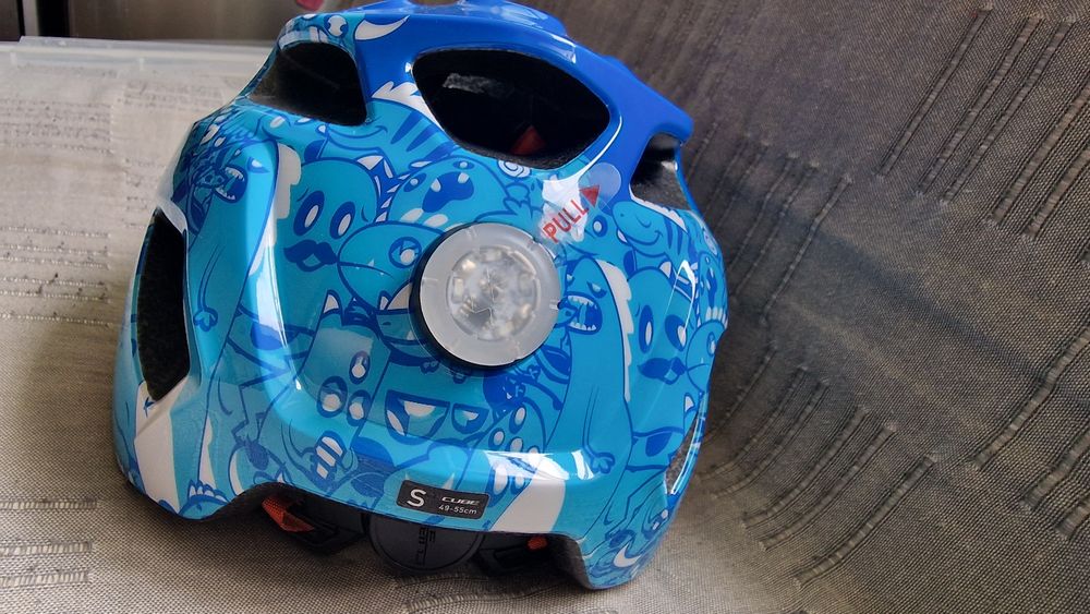Детска каска CUBE ANT BLUE, размер S (49-55)