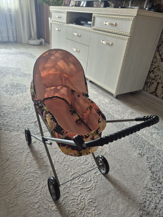 Продам детскую коляску