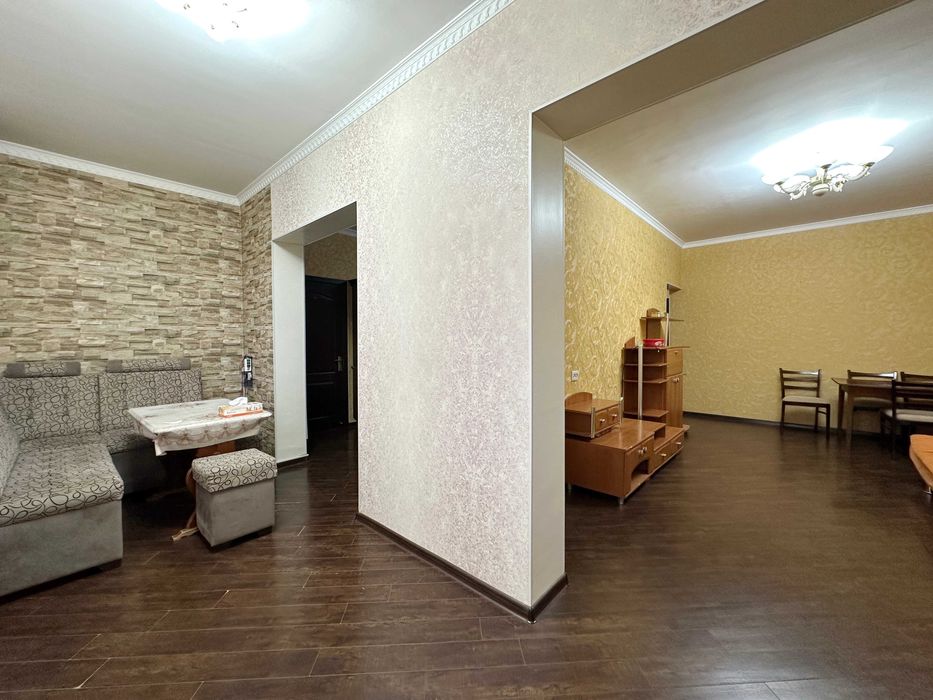 СРОЧНО Продается 3 комнатная 92 м2 улица Нукус Госпиталка балкон 2х6