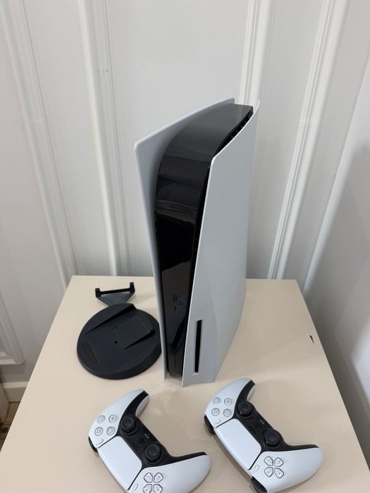 Новый Sony PlayStation 5 . Ps5