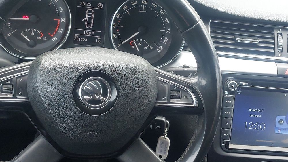 SKODA Superb 2014 — imagine 4