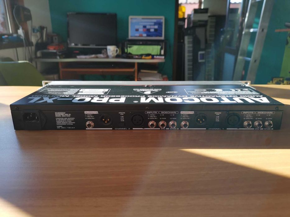 Procesor Audio Interactiv Dinamic Behringer Autocom ProXL Mod. Mdx1600