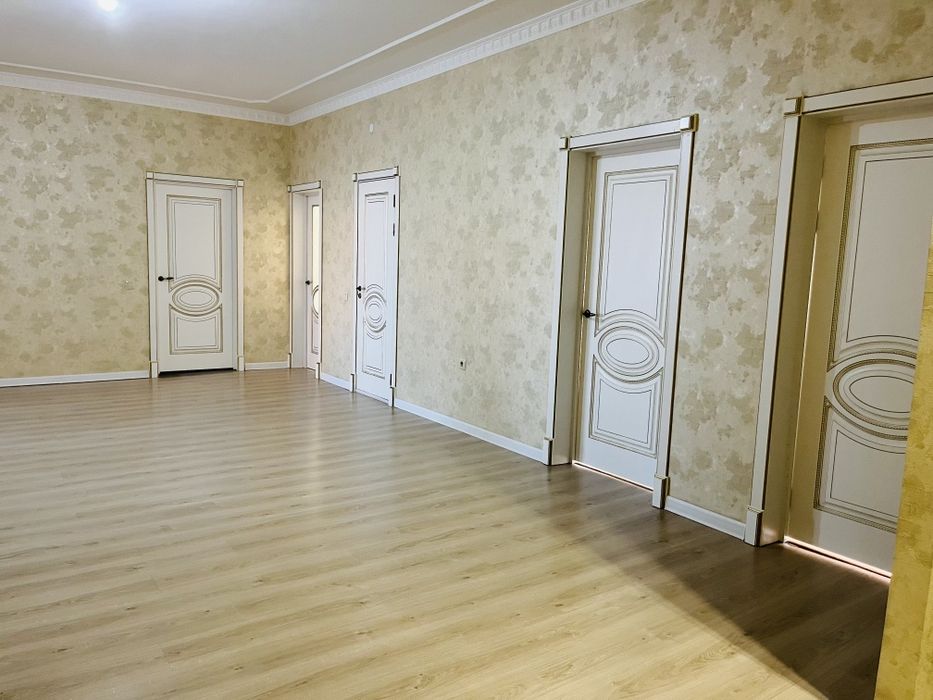 Продам дом в пгт Кощи