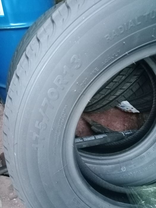 Продам шины на 13