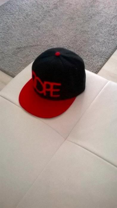 Vand Șapcă fashion/sport produs,calitate,import.nou nouta.