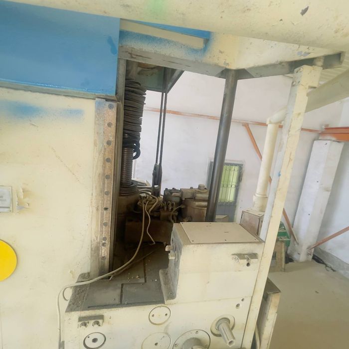 Расточной станок 2А622-1