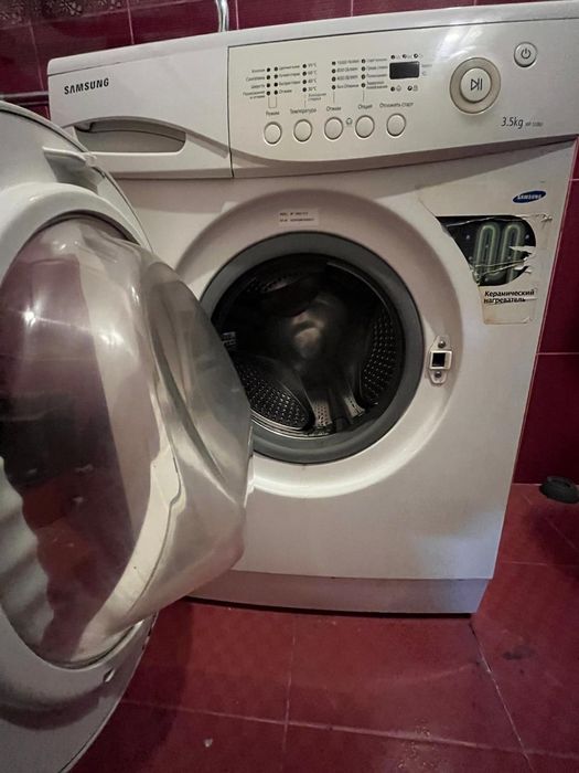Продам стиральную машинку Samsung