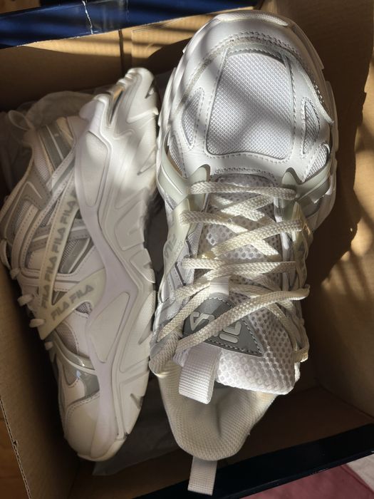 Adidasi Fila nr. 39