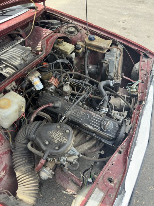 Audi 100 c2  2.2 объем