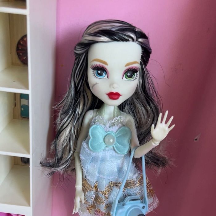 Монстер хай кукла monster high