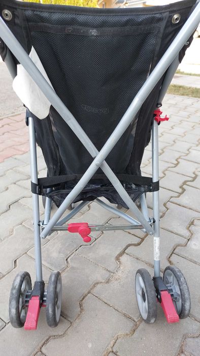 Carucior copii bebe Model pliabil foarte usor 4 kg , pt luat in avion Marca Kolcraft Cloud