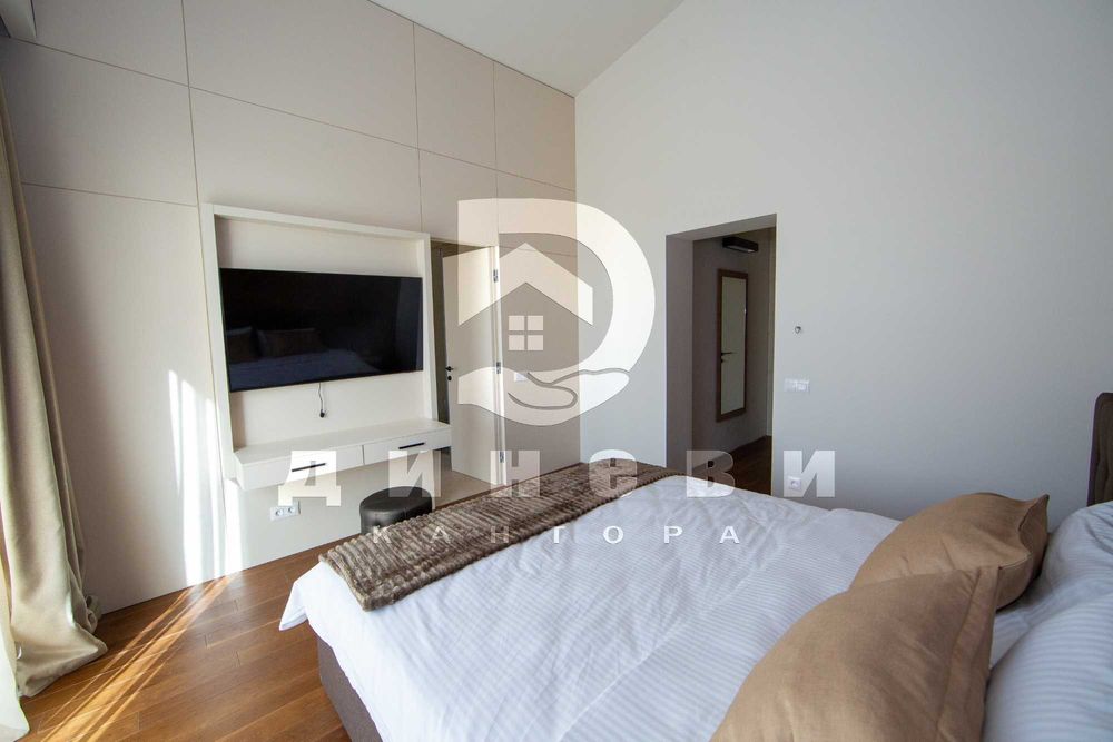 Продава се Къща в Самоков - 201 кв.м за 2254 €/кв.м - Снимка #12