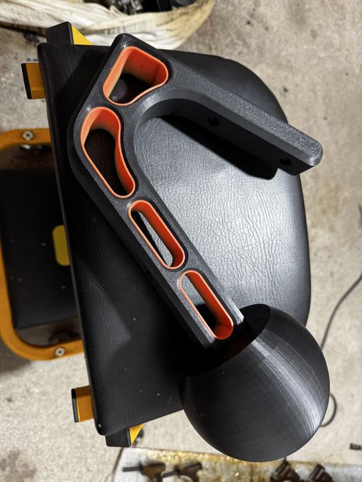 Стойки за каска