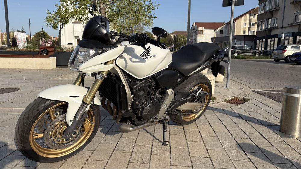 Vand Honda Hornet pc 41