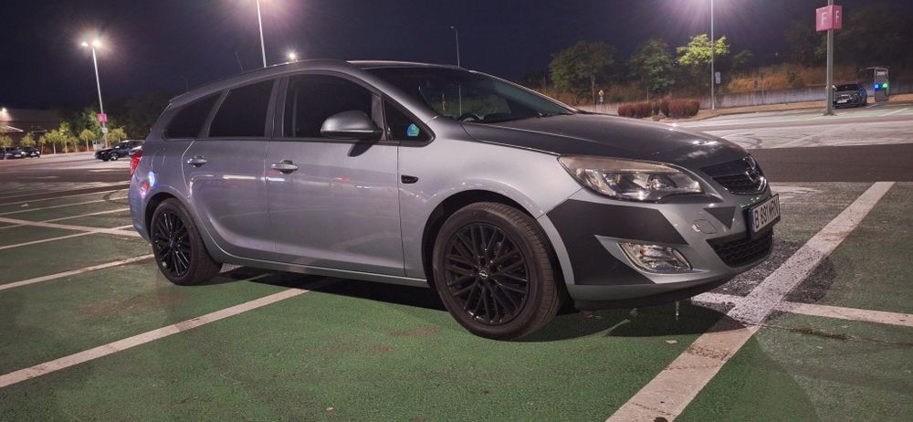 Opel Astra J  1.6 + GPL