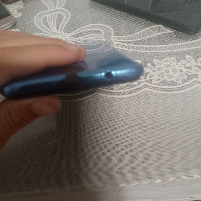 Продам Самсунг а50