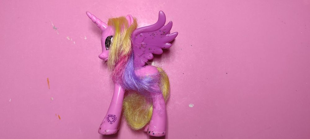 My little pony Каденс