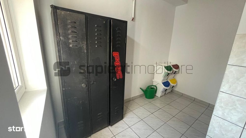 De închiriat: Spațiu comercial / atelier auto 64 mp
