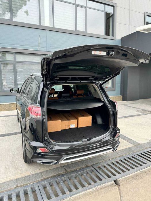 продаётся машина Toyota RAV4 RS