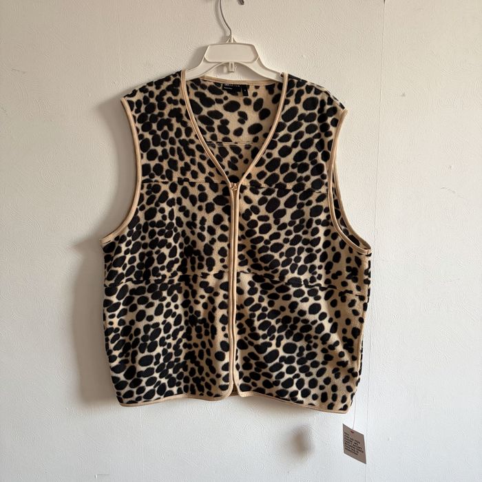 Женская одежда.