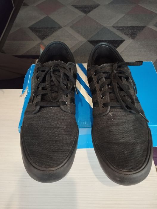 Adidas Seeley marime 43