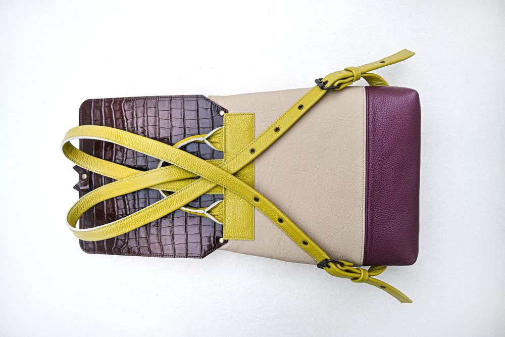 Дамска Раница естествена кожа