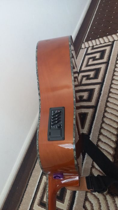 Sotiladigan gitara bor