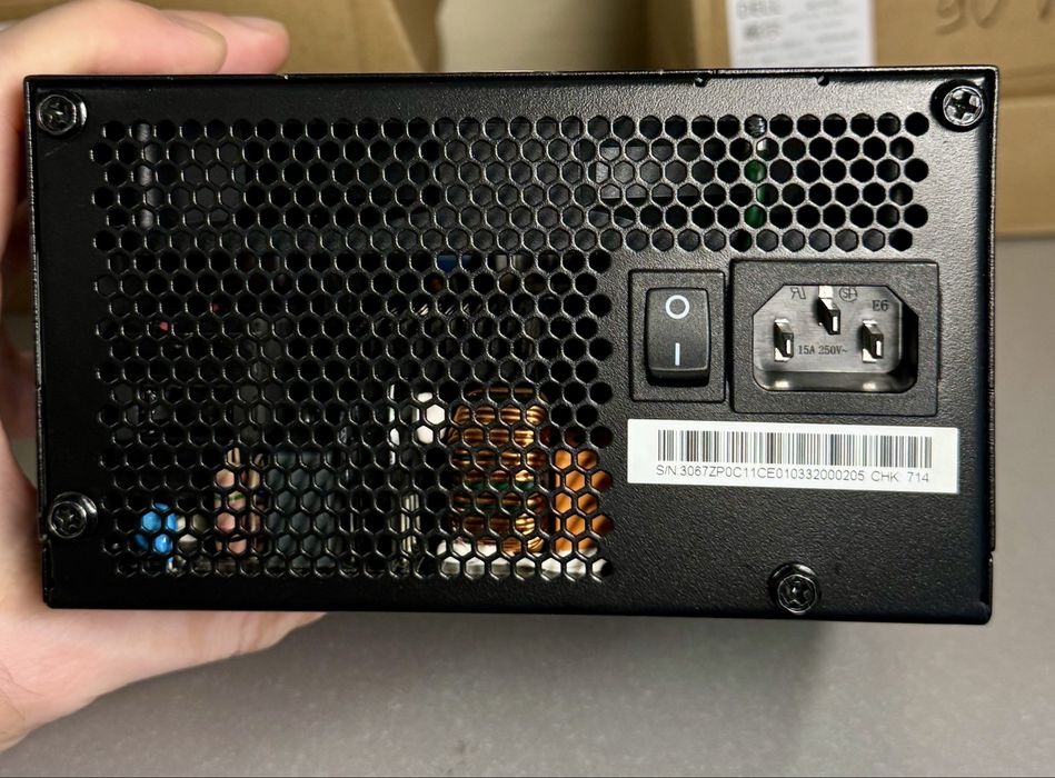 Блок питания MSI MPG A850GF 850W 80 PLUS Gold Full Modular (Б/У)