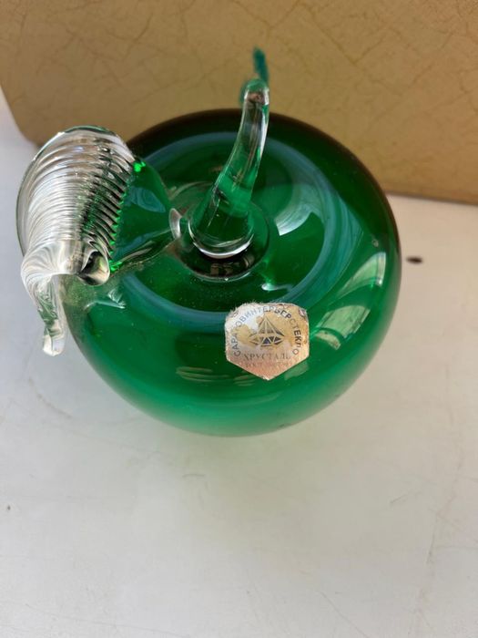 Яблоко хрусталь