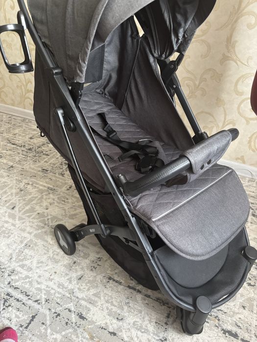 Продам коляску Мстар