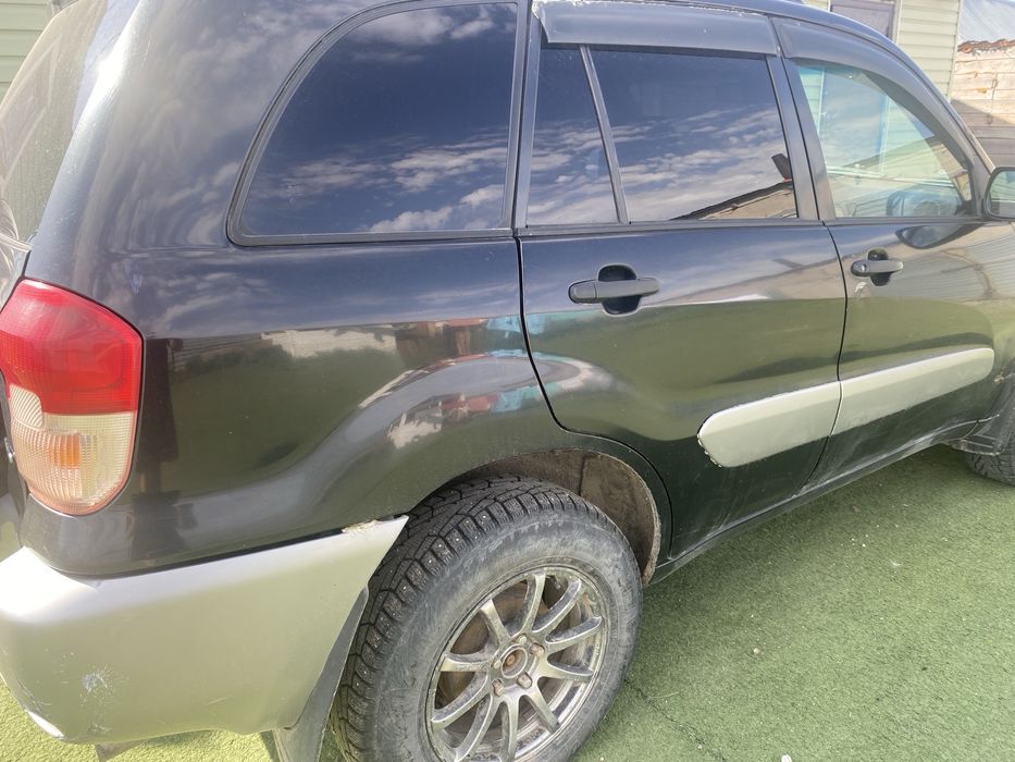 Продам toyota RAV4