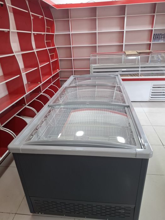 Новый огромный морозилка
