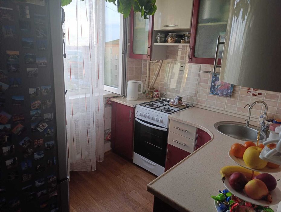 продам 2 ком квартиру в районе 2 гор больницы