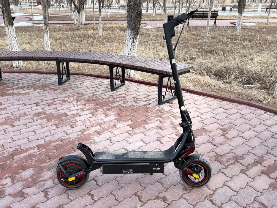 Электрический самокат.