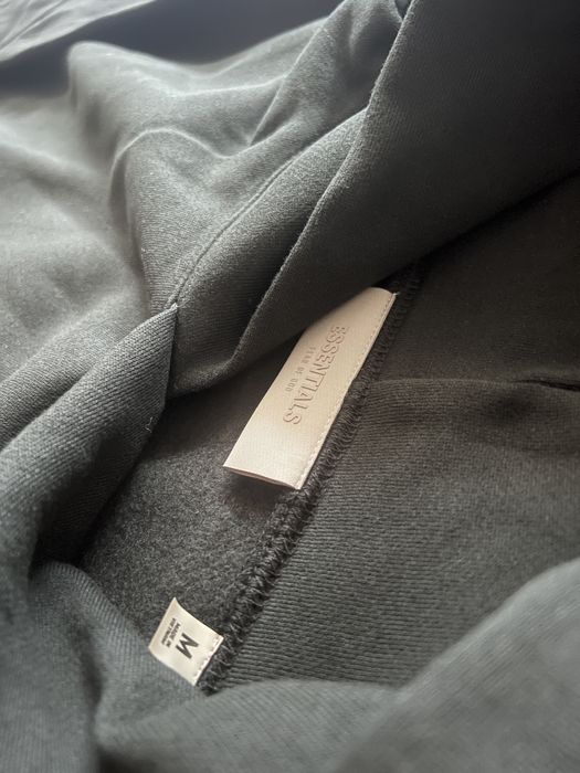 Essentials екип BLACK OATMEAL